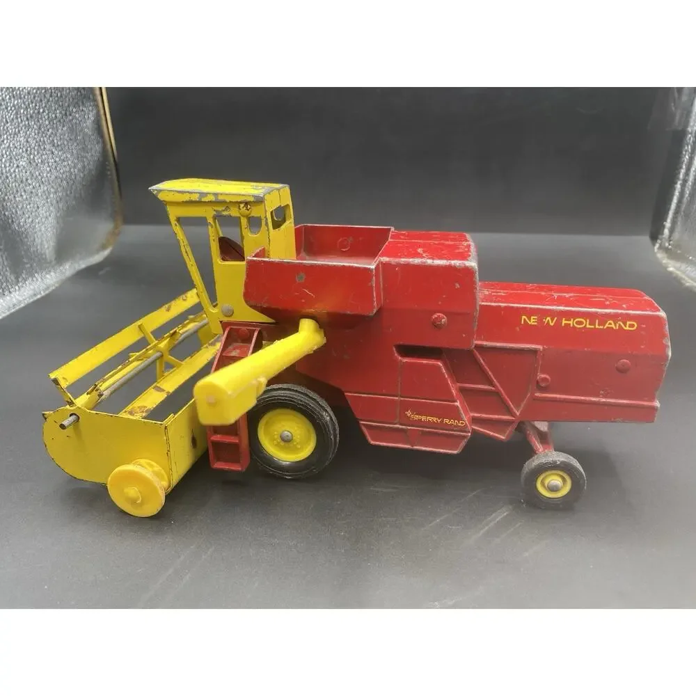 Vintage 1960/70s Ertl 1:32 Scale New Holland 995 Sperry Rand Combine